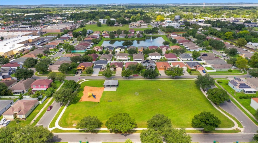 Winter Garden, Florida 34787, 5 Bedroom Bedrooms, ,2 Bathroombathrooms,Residential,For Sale,Regal Downs,0,Mfro6433640