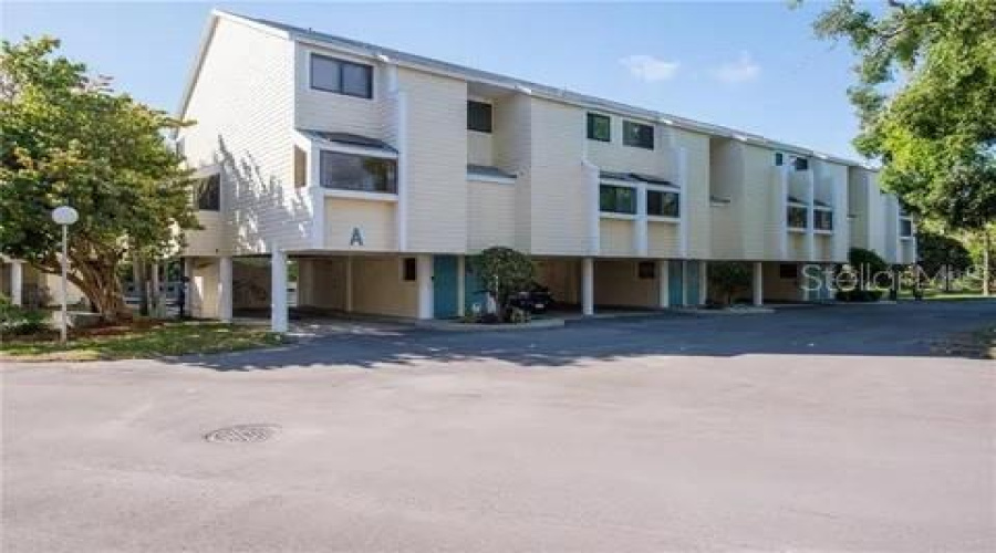 Tarpon Springs, Florida 34689, 2 Bedroom Bedrooms, ,2 Bathroombathrooms,Residential,For Sale,Sunset,0,Mfrtb8518065