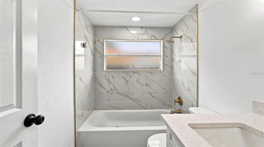 St Petersburg, Florida 33711, 3 Bedroom Bedrooms, ,1 Bathroombathrooms,Residential,For Sale,3Rd,0,Mfrtb8541037