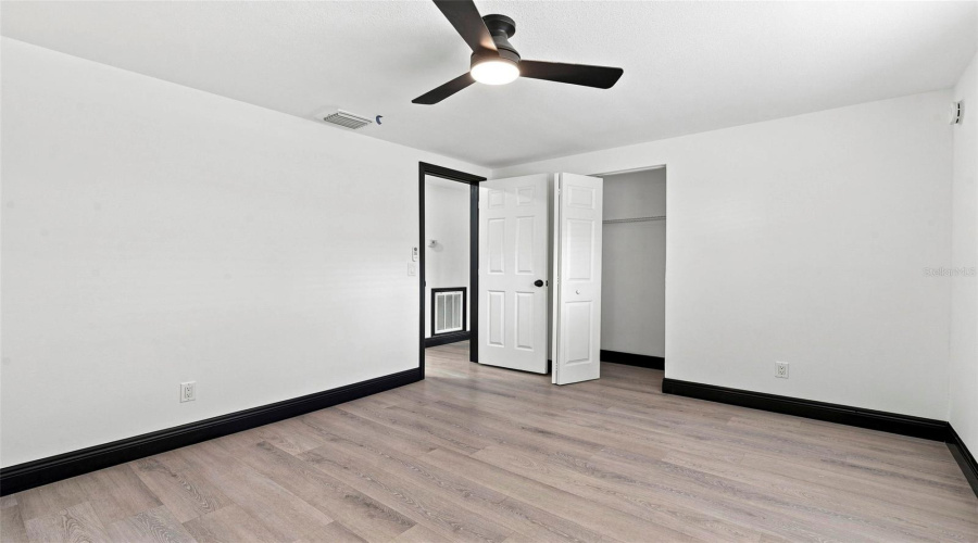 St Petersburg, Florida 33711, 3 Bedroom Bedrooms, ,1 Bathroombathrooms,Residential,For Sale,3Rd,0,Mfrtb8541037