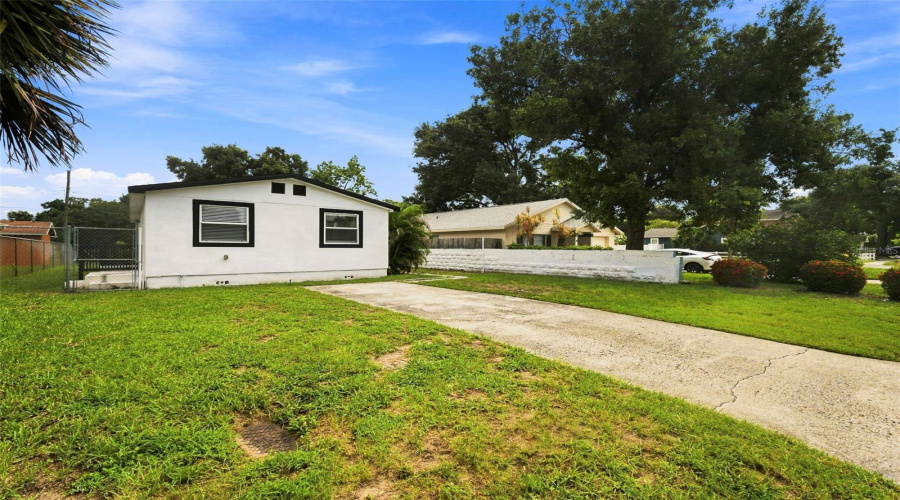 St Petersburg, Florida 33711, 3 Bedroom Bedrooms, ,1 Bathroombathrooms,Residential,For Sale,3Rd,0,Mfrtb8541037