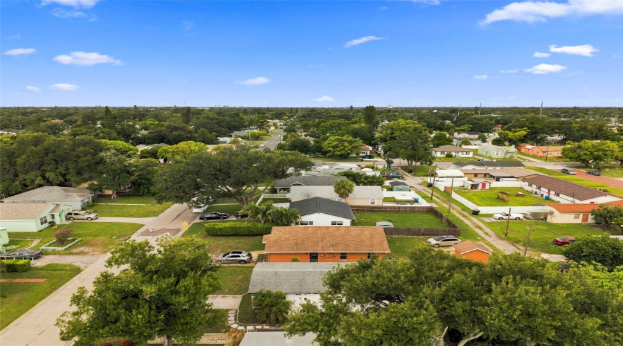 St Petersburg, Florida 33711, 3 Bedroom Bedrooms, ,1 Bathroombathrooms,Residential,For Sale,3Rd,0,Mfrtb8541037