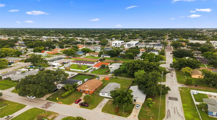 St Petersburg, Florida 33711, 3 Bedroom Bedrooms, ,1 Bathroombathrooms,Residential,For Sale,3Rd,0,Mfrtb8541037