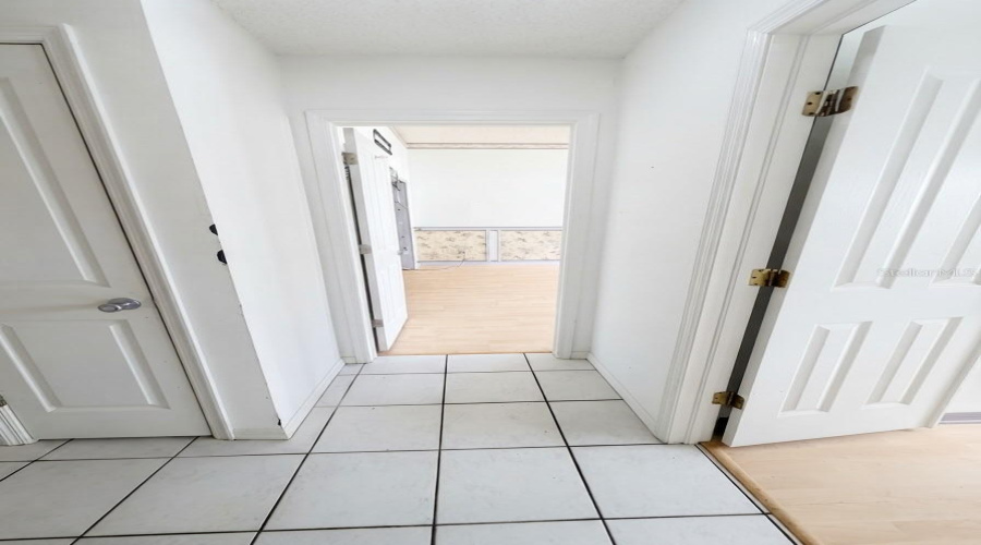 Tampa, Florida 33647, 3 Bedroom Bedrooms, ,2 Bathroombathrooms,Residential,For Sale,Robey,0,Mfrtb8542380