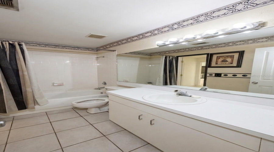 Tampa, Florida 33647, 3 Bedroom Bedrooms, ,2 Bathroombathrooms,Residential,For Sale,Robey,0,Mfrtb8542380