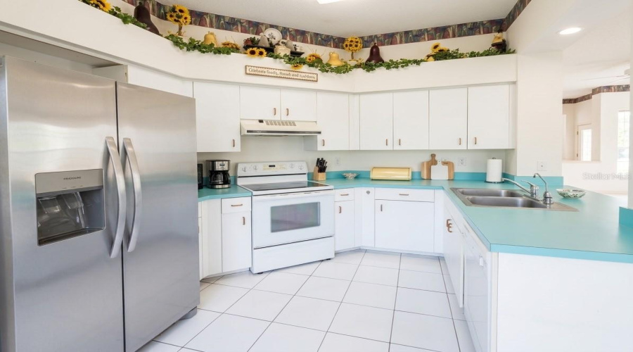 Tampa, Florida 33647, 3 Bedroom Bedrooms, ,2 Bathroombathrooms,Residential,For Sale,Robey,0,Mfrtb8542380