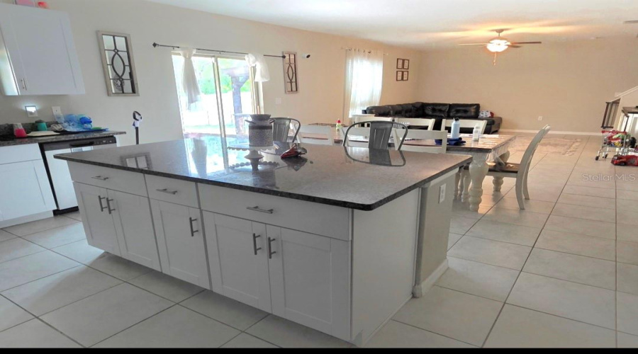 Ruskin, Florida 33570, 4 Bedroom Bedrooms, ,2 Bathroombathrooms,Residential,For Sale,Flower Dust,0,Mfrtb8519037
