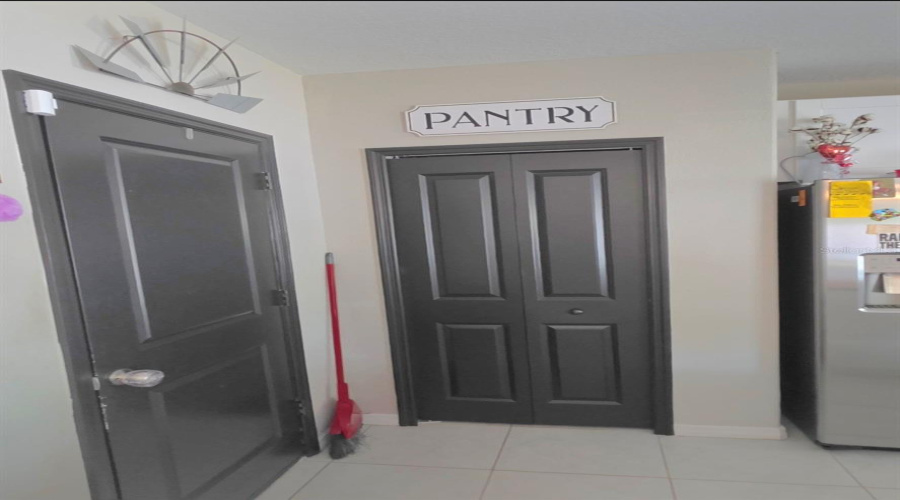 Ruskin, Florida 33570, 4 Bedroom Bedrooms, ,2 Bathroombathrooms,Residential,For Sale,Flower Dust,0,Mfrtb8519037