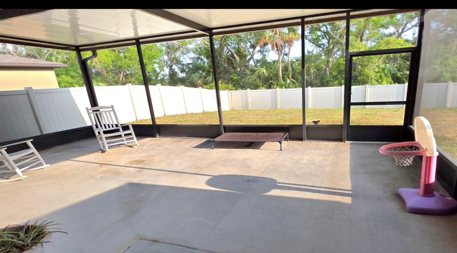 Ruskin, Florida 33570, 4 Bedroom Bedrooms, ,2 Bathroombathrooms,Residential,For Sale,Flower Dust,0,Mfrtb8519037