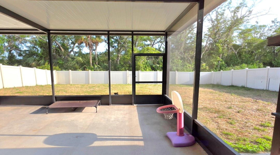 Ruskin, Florida 33570, 4 Bedroom Bedrooms, ,2 Bathroombathrooms,Residential,For Sale,Flower Dust,0,Mfrtb8519037