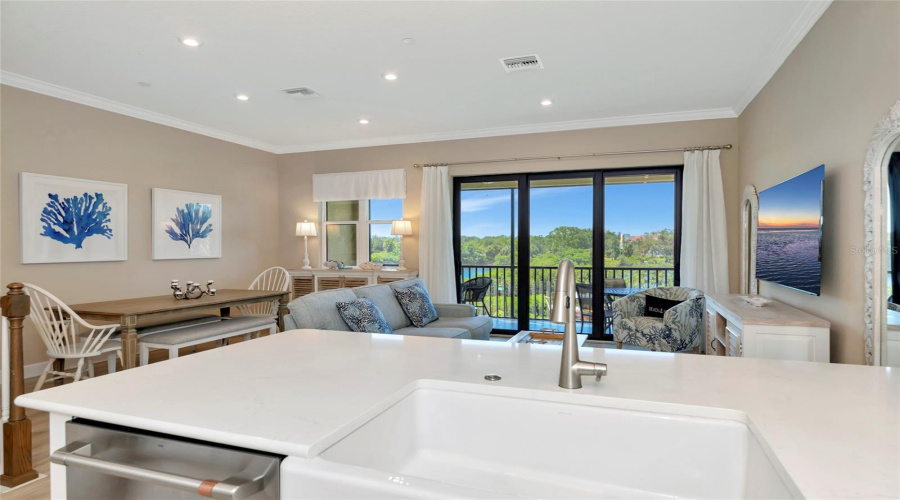 Sarasota, Florida 34231, 4 Bedroom Bedrooms, ,3 Bathroombathrooms,Residential,For Sale,Cannes,0,Mfra4703902