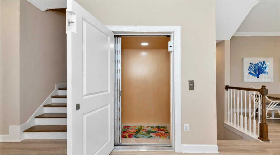 Sarasota, Florida 34231, 4 Bedroom Bedrooms, ,3 Bathroombathrooms,Residential,For Sale,Cannes,0,Mfra4703902