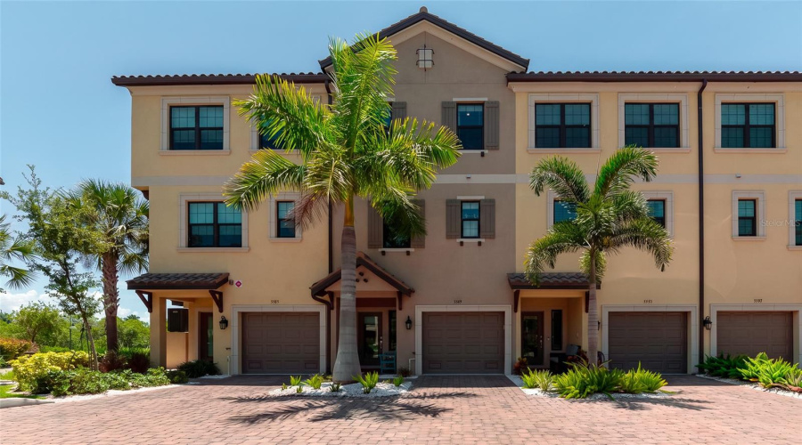 Sarasota, Florida 34231, 4 Bedroom Bedrooms, ,3 Bathroombathrooms,Residential,For Sale,Cannes,0,Mfra4703902