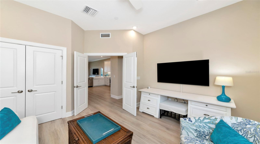 Sarasota, Florida 34231, 4 Bedroom Bedrooms, ,3 Bathroombathrooms,Residential,For Sale,Cannes,0,Mfra4703902