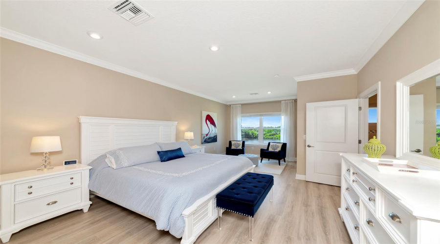 Sarasota, Florida 34231, 4 Bedroom Bedrooms, ,3 Bathroombathrooms,Residential,For Sale,Cannes,0,Mfra4703902