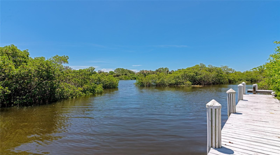 Sarasota, Florida 34231, 4 Bedroom Bedrooms, ,3 Bathroombathrooms,Residential,For Sale,Cannes,0,Mfra4703902