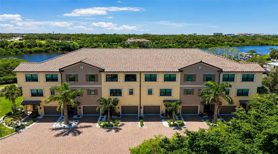 Sarasota, Florida 34231, 4 Bedroom Bedrooms, ,3 Bathroombathrooms,Residential,For Sale,Cannes,0,Mfra4703902