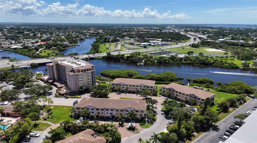 Sarasota, Florida 34231, 4 Bedroom Bedrooms, ,3 Bathroombathrooms,Residential,For Sale,Cannes,0,Mfra4703902