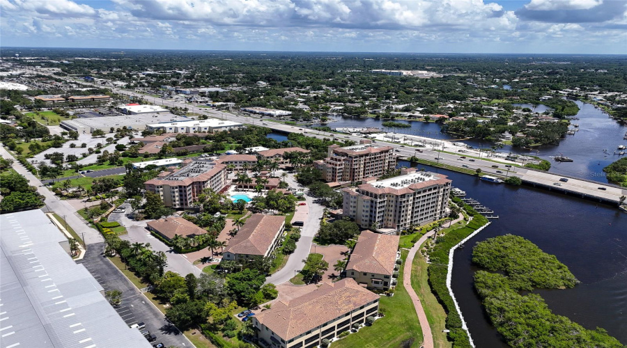 Sarasota, Florida 34231, 4 Bedroom Bedrooms, ,3 Bathroombathrooms,Residential,For Sale,Cannes,0,Mfra4703902