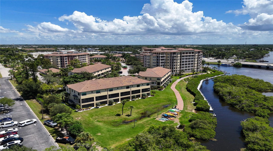Sarasota, Florida 34231, 4 Bedroom Bedrooms, ,3 Bathroombathrooms,Residential,For Sale,Cannes,0,Mfra4703902
