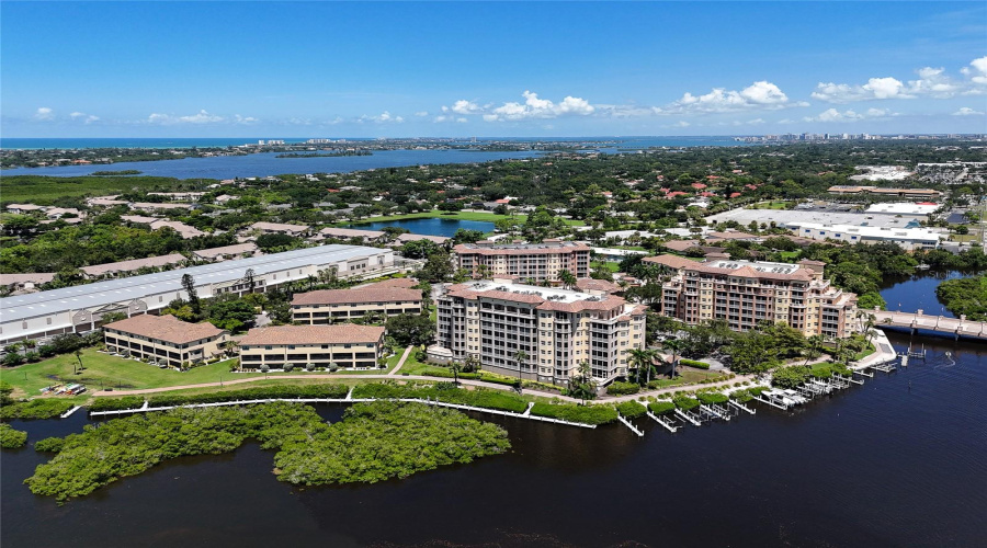 Sarasota, Florida 34231, 4 Bedroom Bedrooms, ,3 Bathroombathrooms,Residential,For Sale,Cannes,0,Mfra4703902