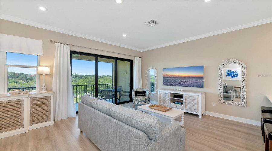 Sarasota, Florida 34231, 4 Bedroom Bedrooms, ,3 Bathroombathrooms,Residential,For Sale,Cannes,0,Mfra4703902