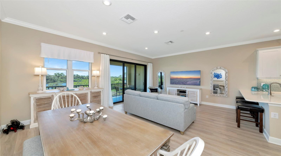 Sarasota, Florida 34231, 4 Bedroom Bedrooms, ,3 Bathroombathrooms,Residential,For Sale,Cannes,0,Mfra4703902