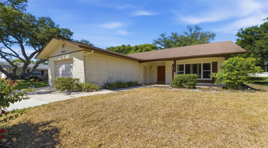 Port Richey, Florida 34668, 2 Bedroom Bedrooms, ,2 Bathroombathrooms,Residential,For Sale,Salamanca,0,Mfrw7885510