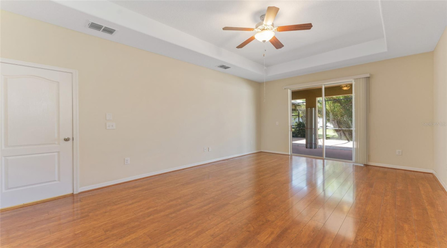 Ruskin, Florida 33570, 4 Bedroom Bedrooms, ,3 Bathroombathrooms,Residential,For Sale,Yukon Cliff,0,Mfrtb8539066