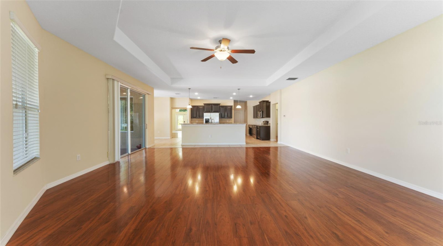 Ruskin, Florida 33570, 4 Bedroom Bedrooms, ,3 Bathroombathrooms,Residential,For Sale,Yukon Cliff,0,Mfrtb8539066