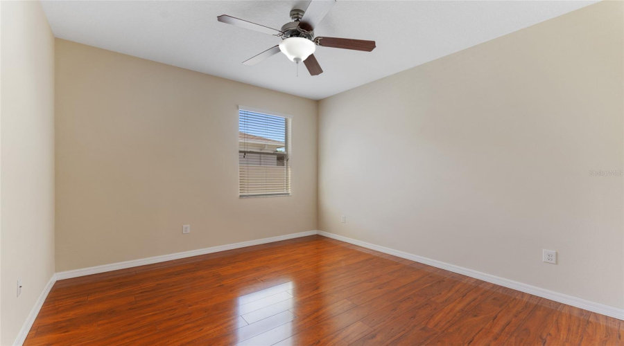 Ruskin, Florida 33570, 4 Bedroom Bedrooms, ,3 Bathroombathrooms,Residential,For Sale,Yukon Cliff,0,Mfrtb8539066