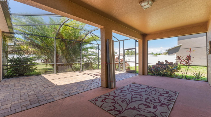 Ruskin, Florida 33570, 4 Bedroom Bedrooms, ,3 Bathroombathrooms,Residential,For Sale,Yukon Cliff,0,Mfrtb8539066