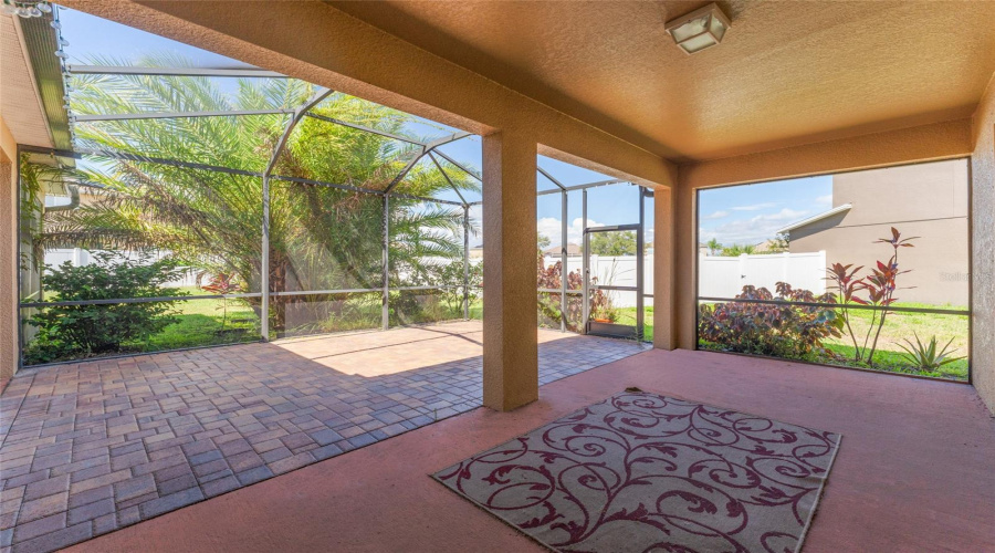 Ruskin, Florida 33570, 4 Bedroom Bedrooms, ,3 Bathroombathrooms,Residential,For Sale,Yukon Cliff,0,Mfrtb8539066