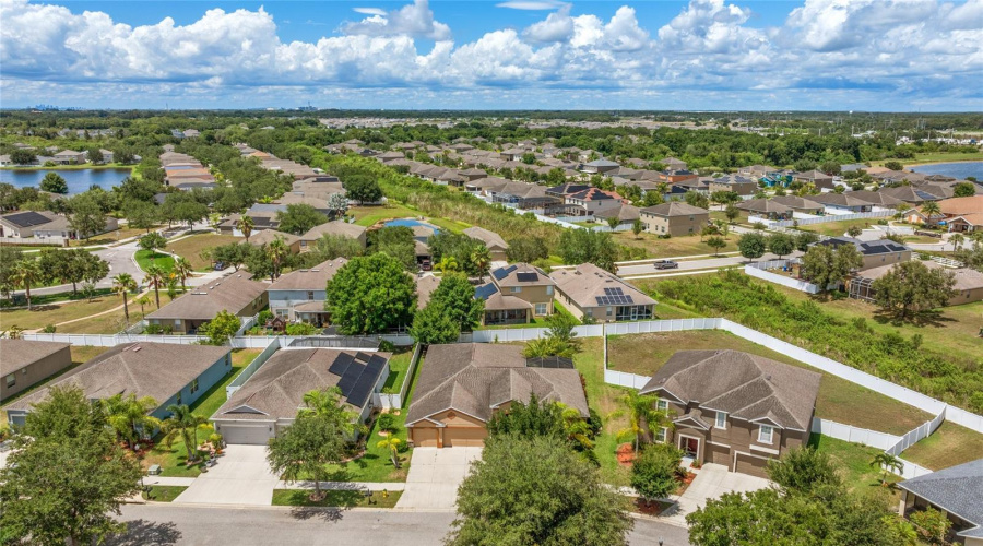 Ruskin, Florida 33570, 4 Bedroom Bedrooms, ,3 Bathroombathrooms,Residential,For Sale,Yukon Cliff,0,Mfrtb8539066