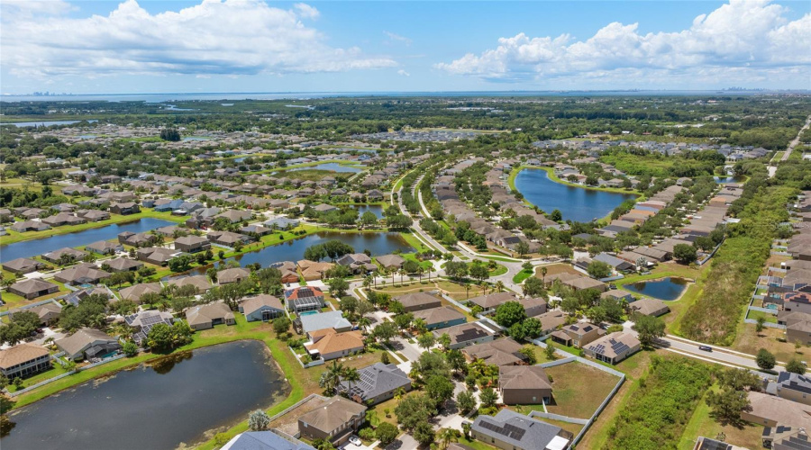 Ruskin, Florida 33570, 4 Bedroom Bedrooms, ,3 Bathroombathrooms,Residential,For Sale,Yukon Cliff,0,Mfrtb8539066