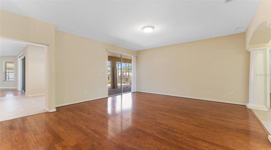 Ruskin, Florida 33570, 4 Bedroom Bedrooms, ,3 Bathroombathrooms,Residential,For Sale,Yukon Cliff,0,Mfrtb8539066