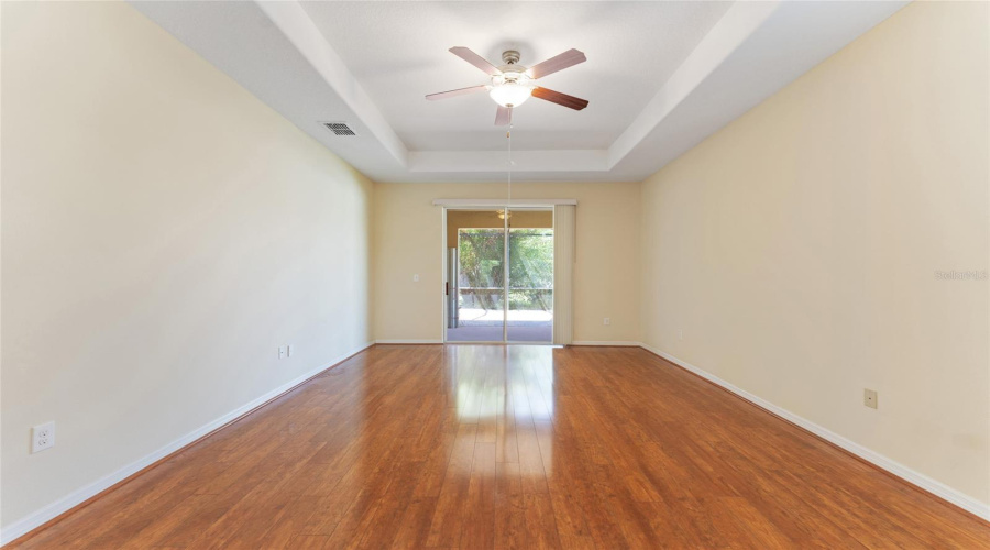 Ruskin, Florida 33570, 4 Bedroom Bedrooms, ,3 Bathroombathrooms,Residential,For Sale,Yukon Cliff,0,Mfrtb8539066