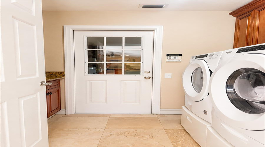 Osprey, Florida 34229, 3 Bedroom Bedrooms, ,2 Bathroombathrooms,Residential,For Sale,Landview,0,Mfra4697993