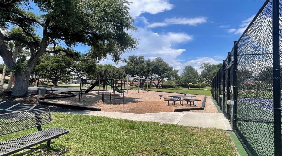 Osprey, Florida 34229, 3 Bedroom Bedrooms, ,2 Bathroombathrooms,Residential,For Sale,Landview,0,Mfra4697993