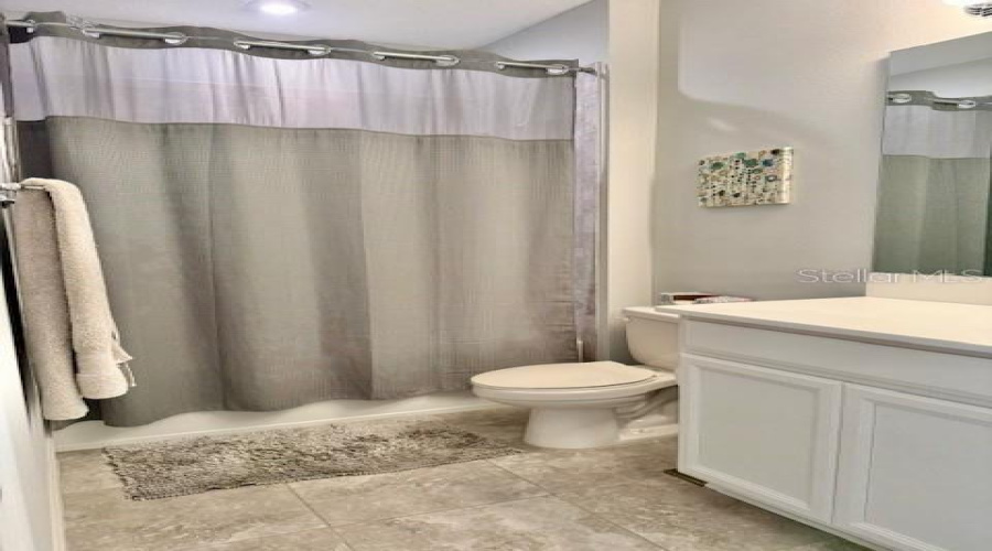 Upstairs Hall Bath
