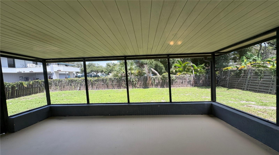 Rear Porch Lanai