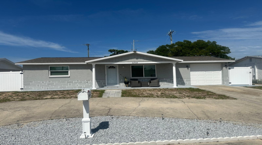 Port Richey, Florida 34668, 2 Bedroom Bedrooms, ,1 Bathroombathrooms,Residential,For Sale,Enterprise,0,Mfrl4964570