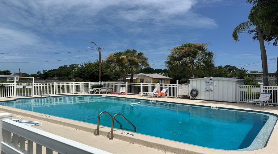 St Petersburg, Florida 33709, 2 Bedroom Bedrooms, ,1 Bathroombathrooms,Residential,For Sale,66Th,0,Mfrtb8535506