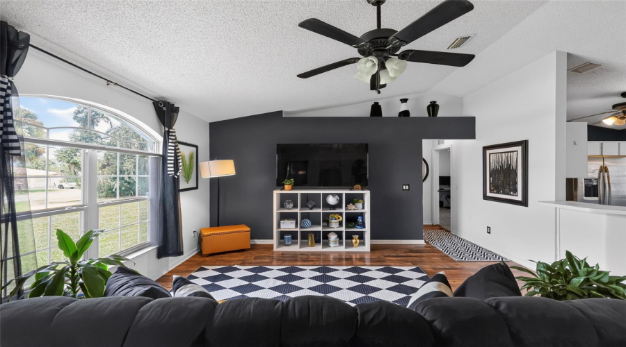 Ocala, Florida 34473, 3 Bedroom Bedrooms, ,2 Bathroombathrooms,Residential,For Sale,143Rd Place,0,Mfro6434397