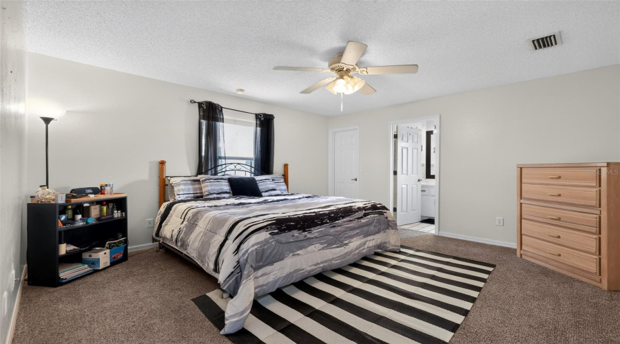 Ocala, Florida 34473, 3 Bedroom Bedrooms, ,2 Bathroombathrooms,Residential,For Sale,143Rd Place,0,Mfro6434397