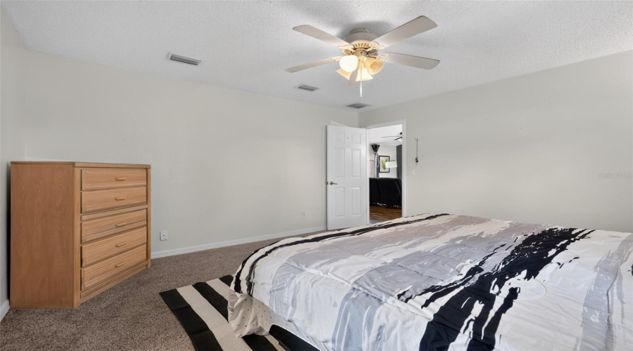 Ocala, Florida 34473, 3 Bedroom Bedrooms, ,2 Bathroombathrooms,Residential,For Sale,143Rd Place,0,Mfro6434397