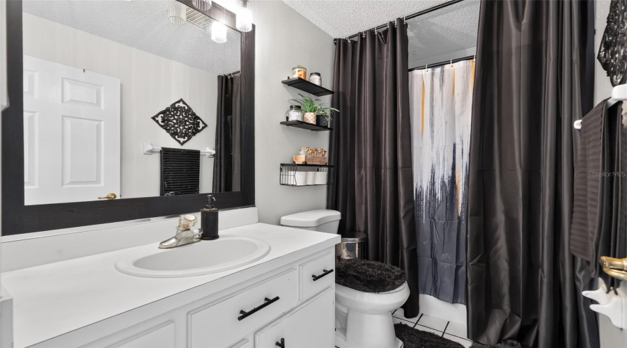 Ocala, Florida 34473, 3 Bedroom Bedrooms, ,2 Bathroombathrooms,Residential,For Sale,143Rd Place,0,Mfro6434397