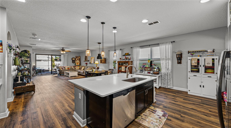 Riverview, Florida 33569, 4 Bedroom Bedrooms, ,3 Bathroombathrooms,Residential,For Sale,Sand Stone Rock,0,Mfrtb8480207