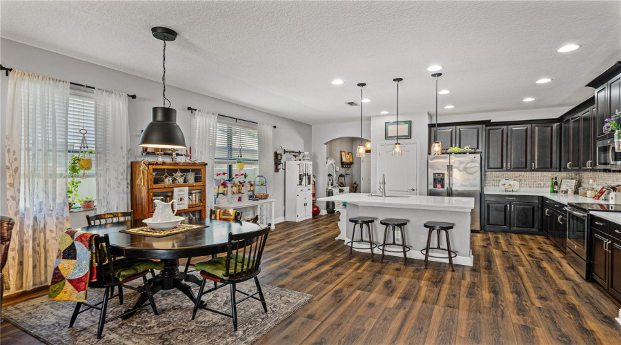 Riverview, Florida 33569, 4 Bedroom Bedrooms, ,3 Bathroombathrooms,Residential,For Sale,Sand Stone Rock,0,Mfrtb8480207