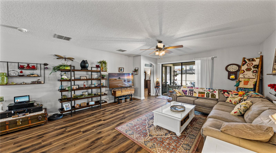 Riverview, Florida 33569, 4 Bedroom Bedrooms, ,3 Bathroombathrooms,Residential,For Sale,Sand Stone Rock,0,Mfrtb8480207